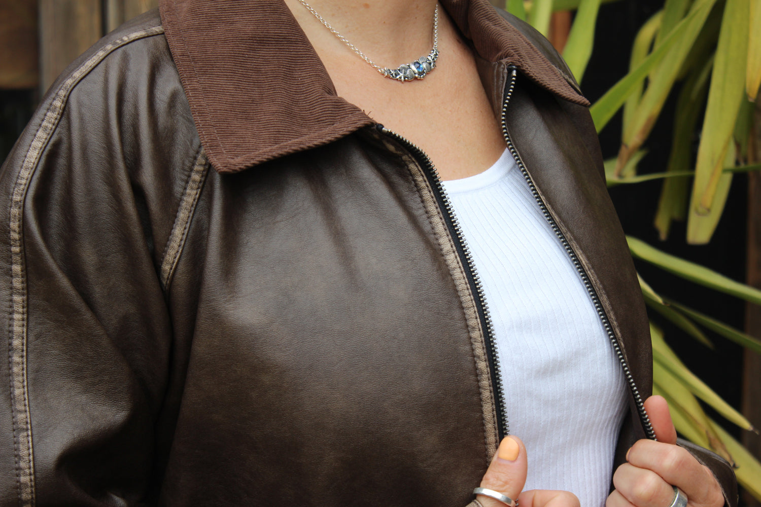 CHAQUETAS Y ABRIGOS